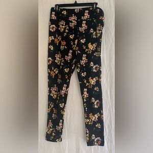 Terra & Sky Women’s Black with Pink Flora design Leggings size 1X (16W-18W)
